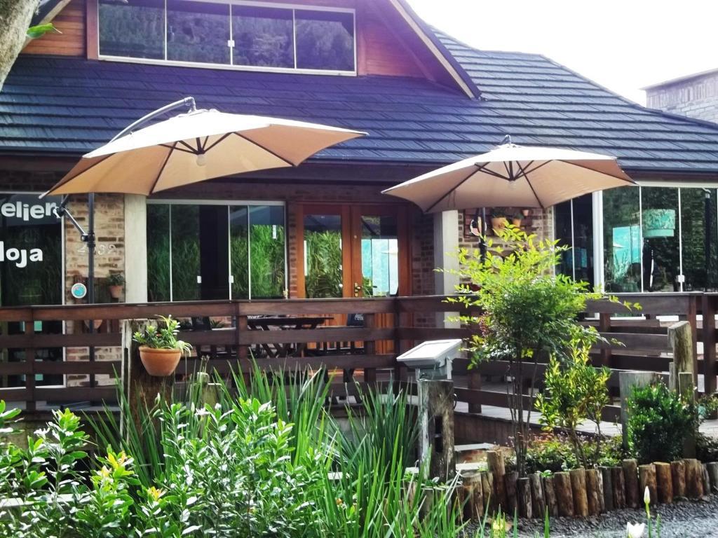 Bina'S Haus Pousada, Cafeteria E Atelier Nova Petropolis Exterior photo